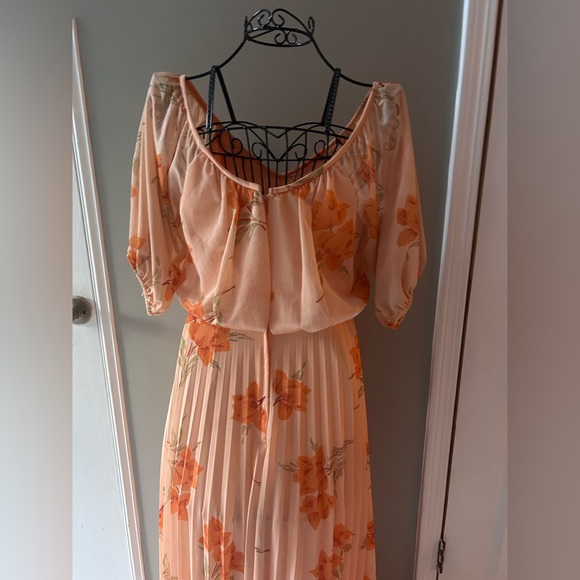 VTG 70s Peach Floral Maxi Dress Boho Prairie Peasant Pleated Skirt Festival. SM - Picture 9 of 14